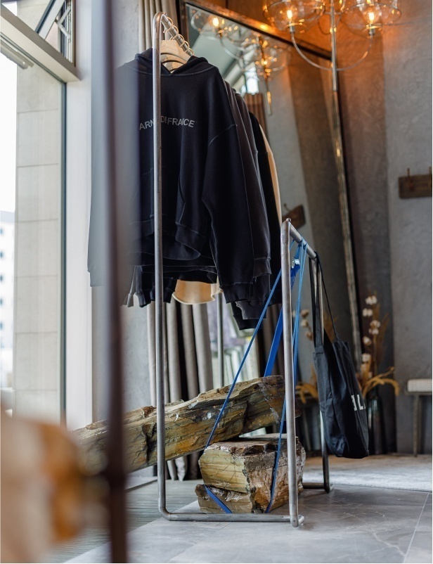 Фото Studio Slow blue
